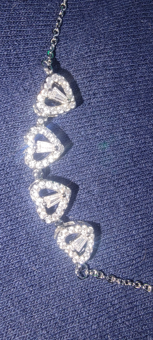 LuckyClover- Four Leaf Heart Shape Necklace - Image 4